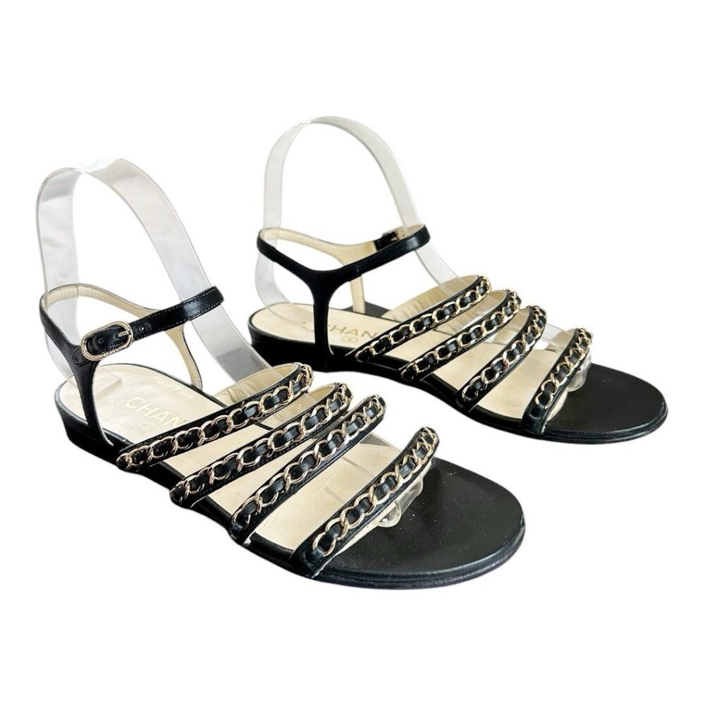 Chanel sandals size 42 black with gold Chanel link chain